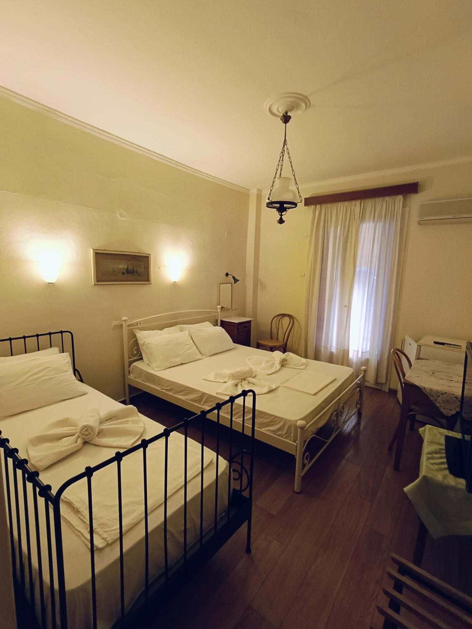 Anesis Hotel Лутра-Эдипсу Экстерьер фото