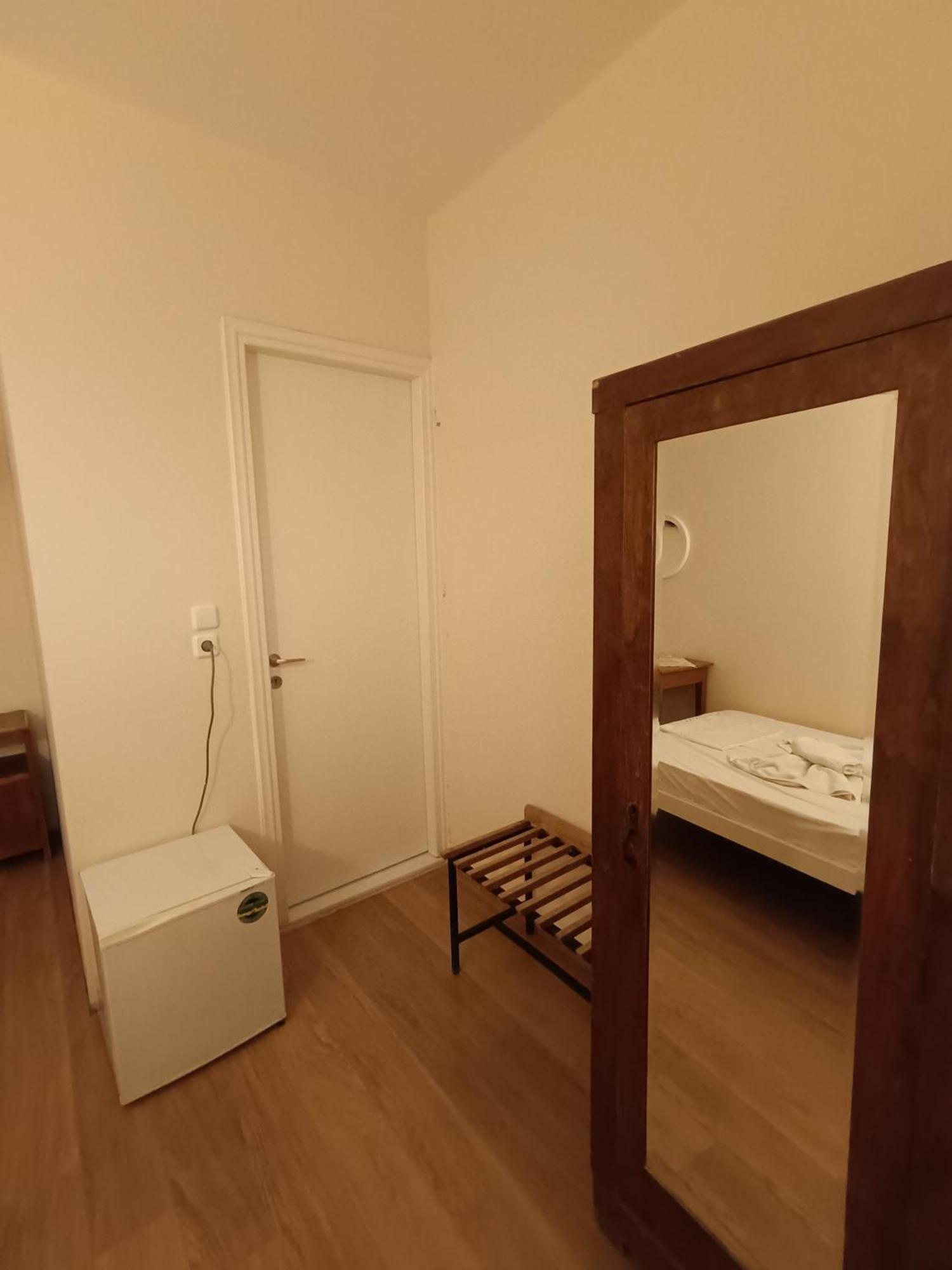 Anesis Hotel Лутра-Эдипсу Экстерьер фото