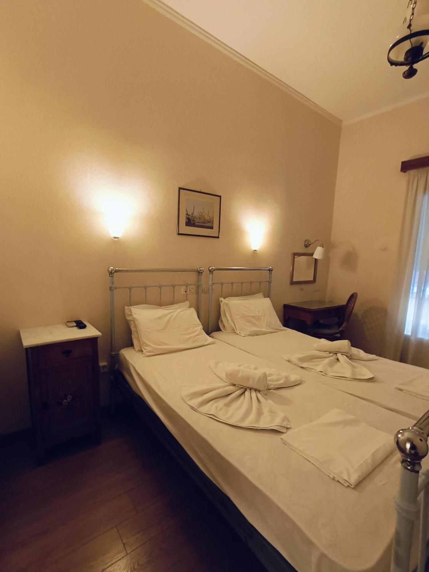 Anesis Hotel Лутра-Эдипсу Экстерьер фото