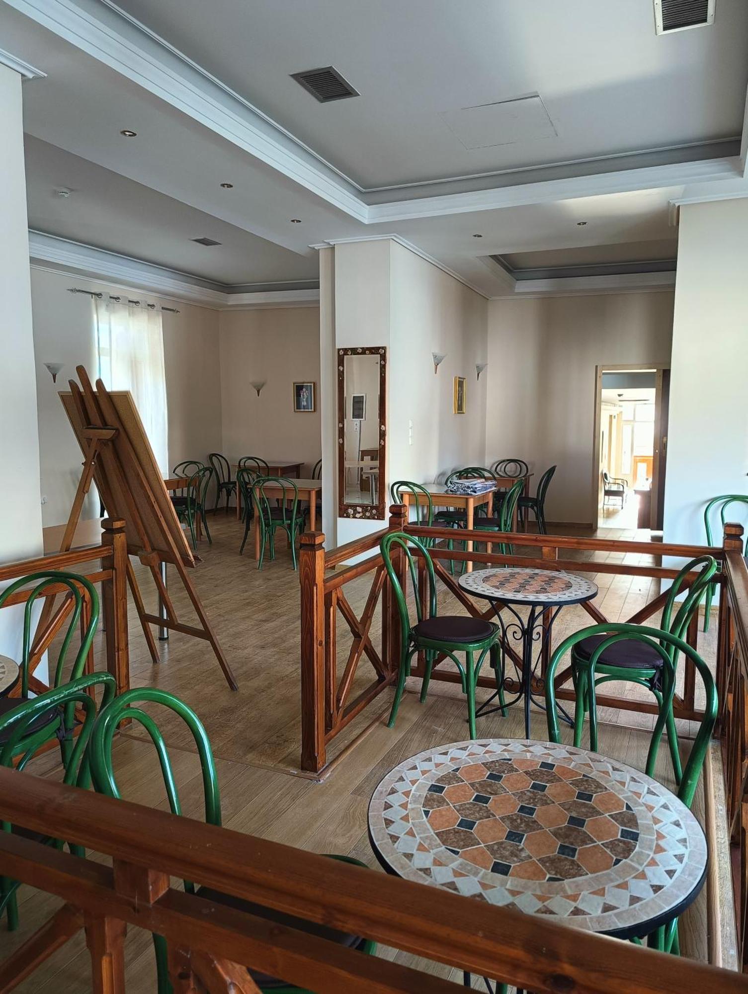 Anesis Hotel Лутра-Эдипсу Экстерьер фото