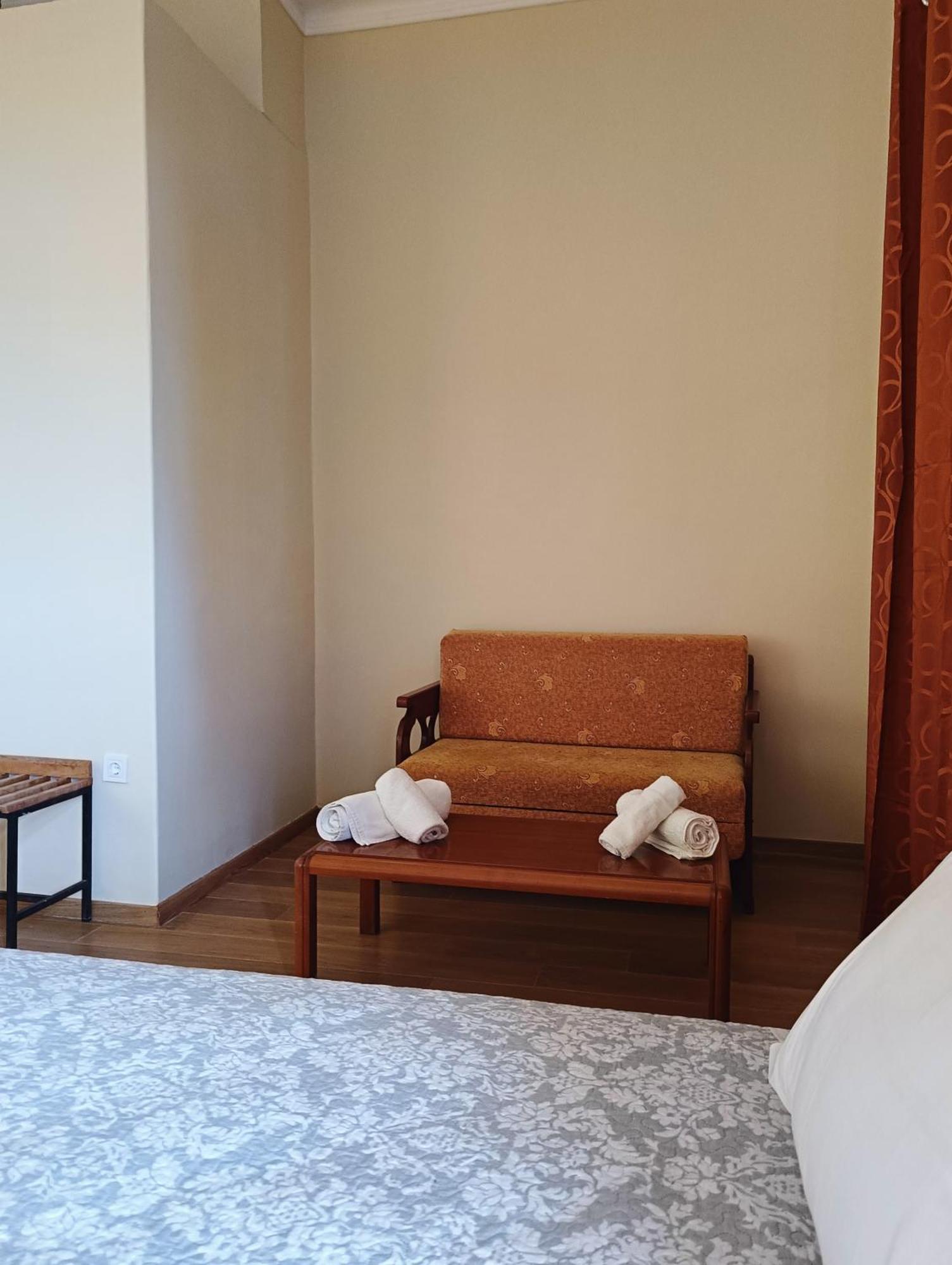 Anesis Hotel Лутра-Эдипсу Экстерьер фото